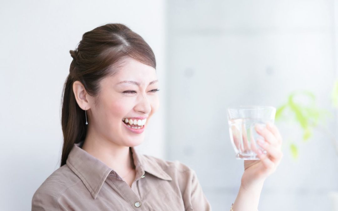 How Seltzer Water Affects Your Teeth